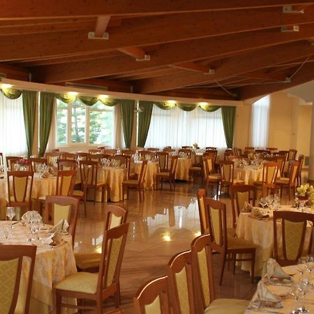 Hotel Mille Pini 吉诺萨滨海 外观 照片